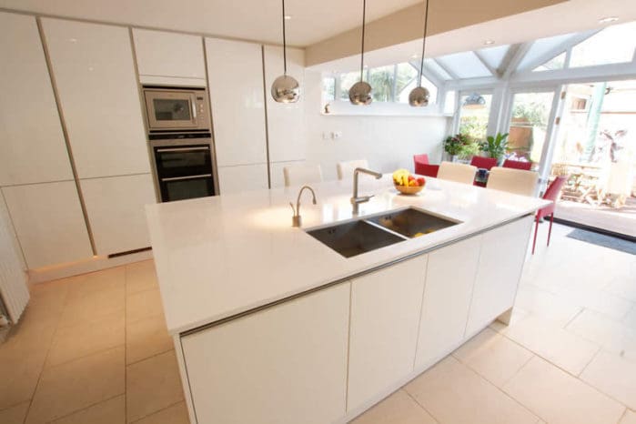 This is how a light, bright kitchen should look