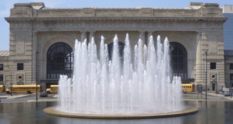 A fountain in Kansas City, where you can sell your house fast.