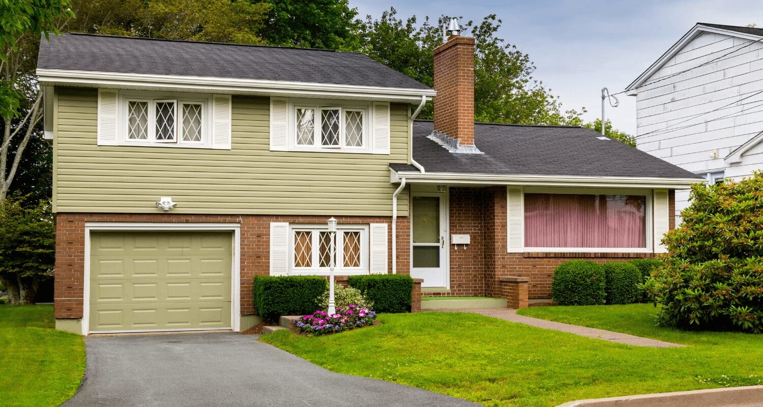 Buying a Split Level Layout: Total Steal or Jungle Gym of Stairs?