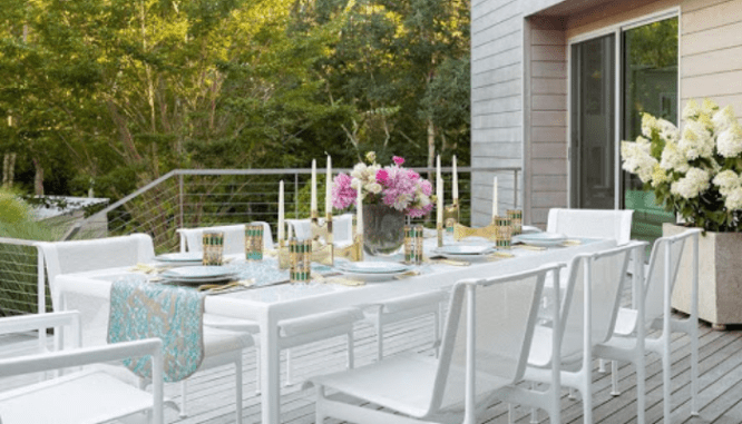 Have a glamorous dining area for backyard patio ideas