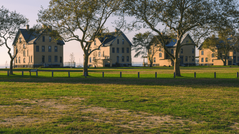 A view of houses that illustrates how to determine the value of your home.