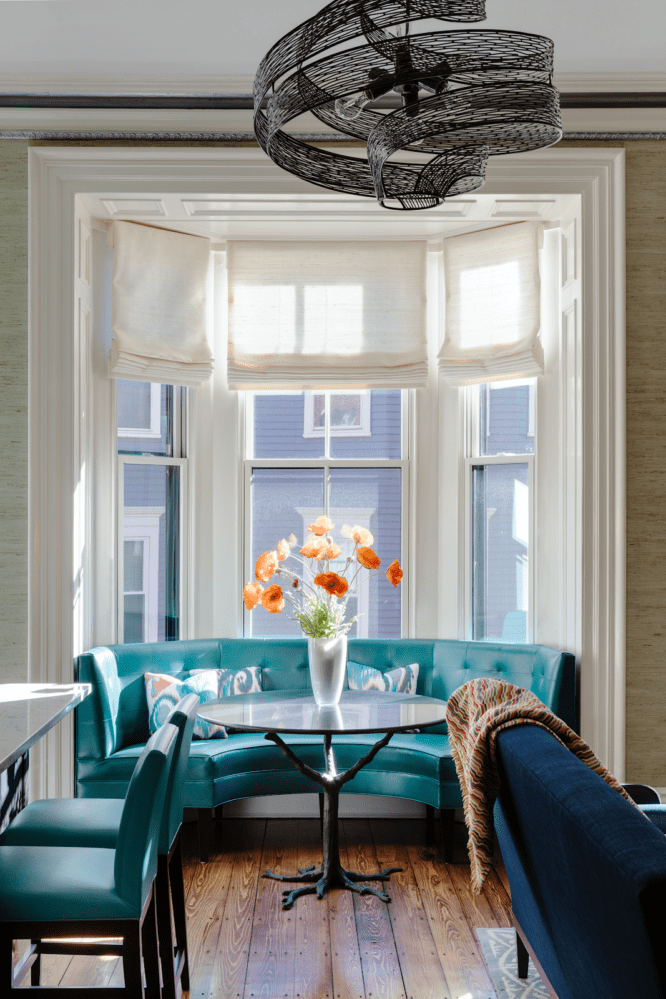 A room with window valences that are in style.