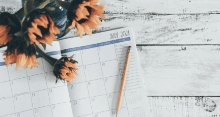 A calendar used to finalize an occupancy date.