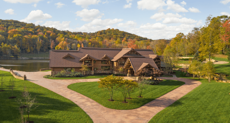 A celebrity luxury home in Indiana.