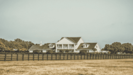 white farmhouse ready for the best time to sell a house in austin