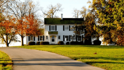 What is the cost to build a house in Alabama like this beautiful country home?