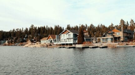 A lakeside neighborhood in California where a seller disclosure form is required.