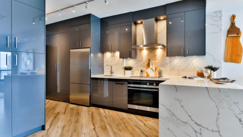 A kitchen that has been staged to sell