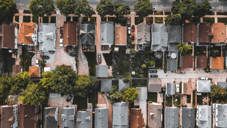 Aerial view of Shorewood homes that owners might be interested in selling to a we buy houses company.