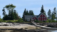 An image of a home in Maine that was purchased with the help of a bridge loan