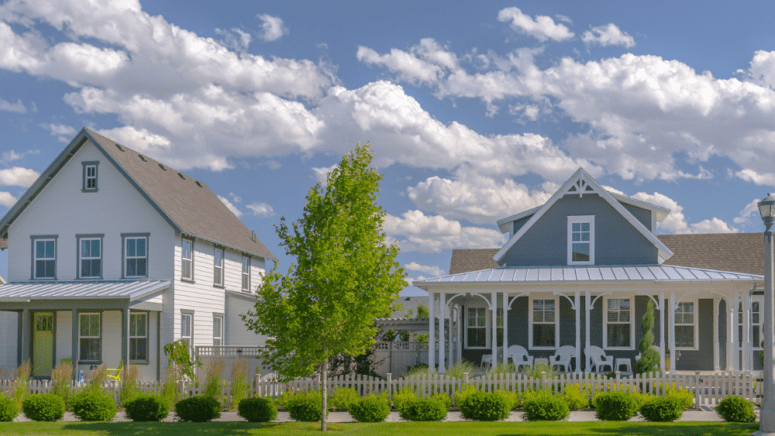 View of houses in Utah, that represents bridge loans