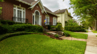 An image of a house in Louisiana that homeowners would like to sell fast