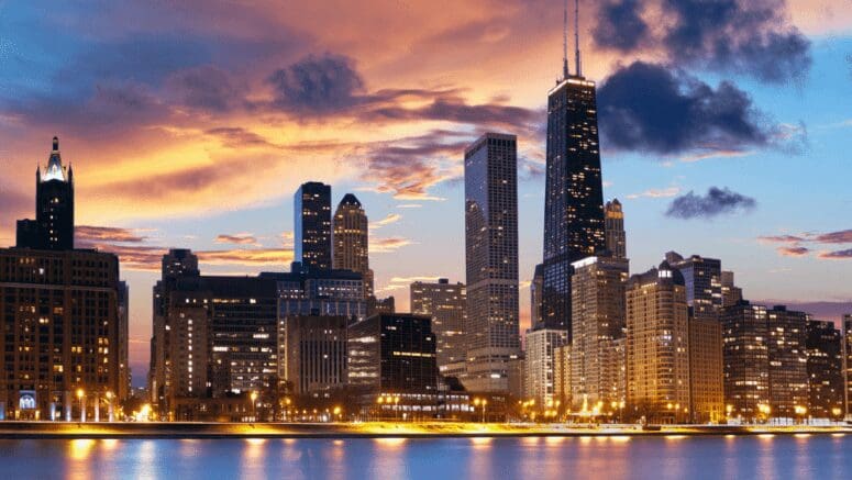 Skyline of Chicago that can represent the cost of living in Chicago