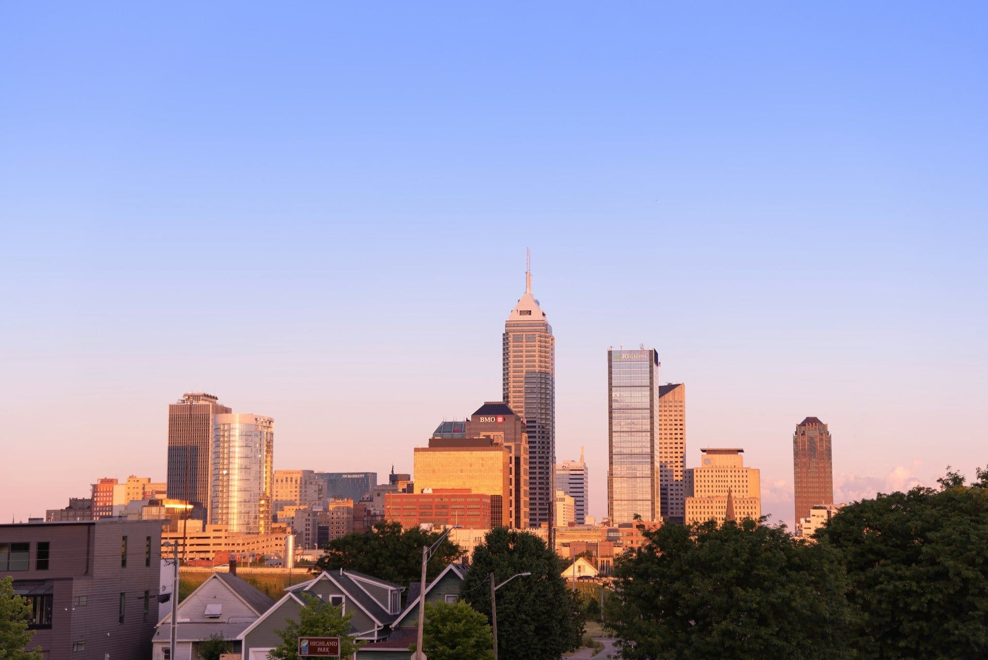 Indianapolis skyline to represent how to sell my house fast in Indianapolis