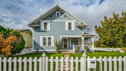 A home located in Smyrna where homeowners have the option to sell their home to a we buy houses company