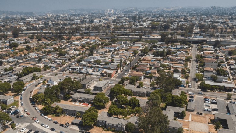 A view of a neighborhood where you might use online tools to sell your house.