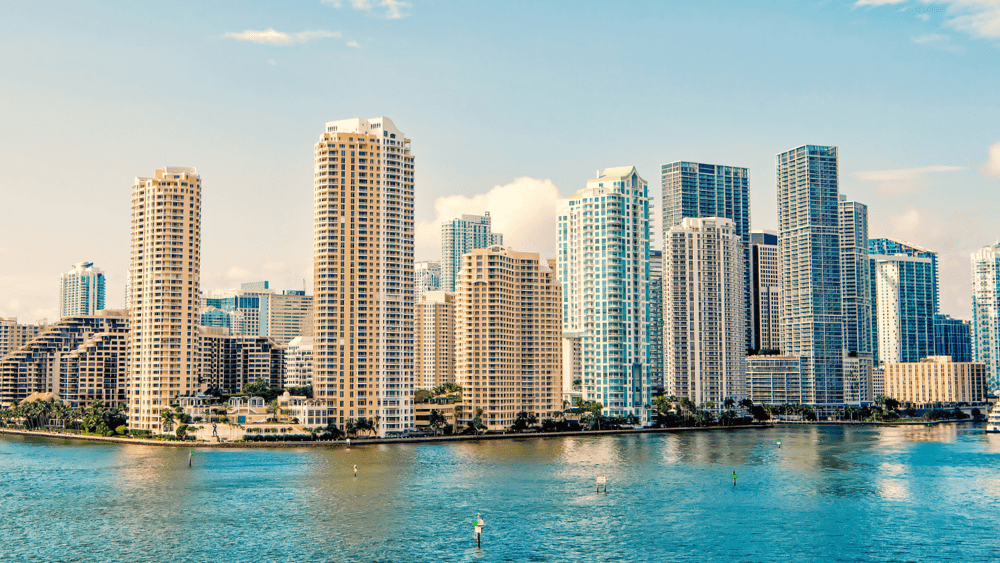Cash Home Buyers in Miami: Options for a Hassle-Free Home Sale
