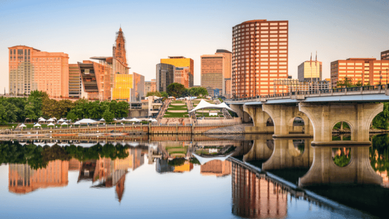 An image of a Connecticut cityscape, where home sellers can sell their house by owner