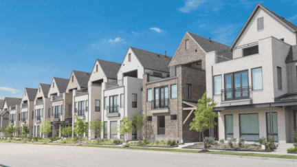 A residential neighborhood in Port Neches, where home sellers can work with a cash home buyer to sell their house