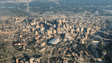 Aerial image in Minnesota, with houses that can be sold to cash home buyers