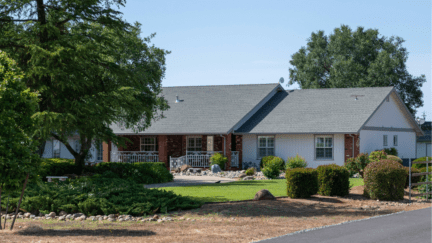 An image of a residential house in Pasadena, where home sellers can work with a cash home buyer to sell their house