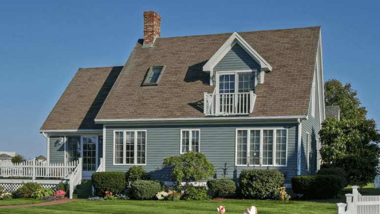 An image of a house in Athens, TN where home sellers can work with a we buy houses company to sell their home