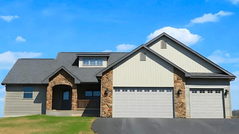 A home located in Edinburg where homeowners have the option to sell their home to a we buy houses company.