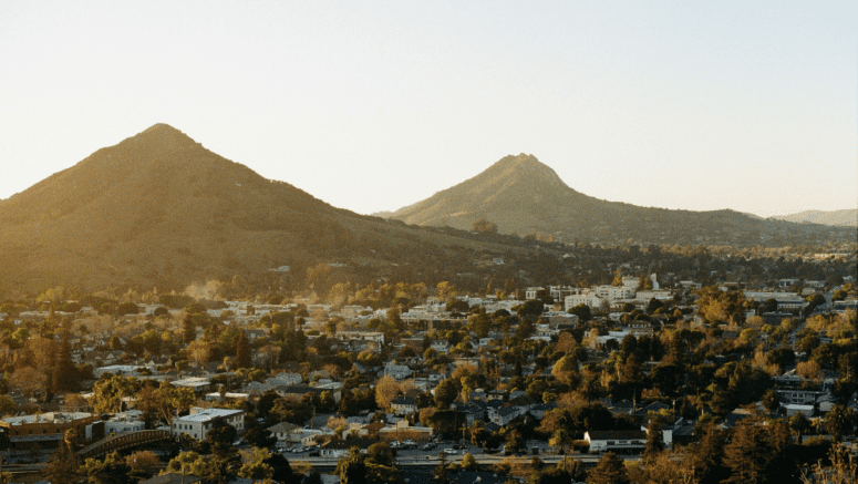 An image of San Luis Obispo, where home sellers can find solutions to sell their house fast