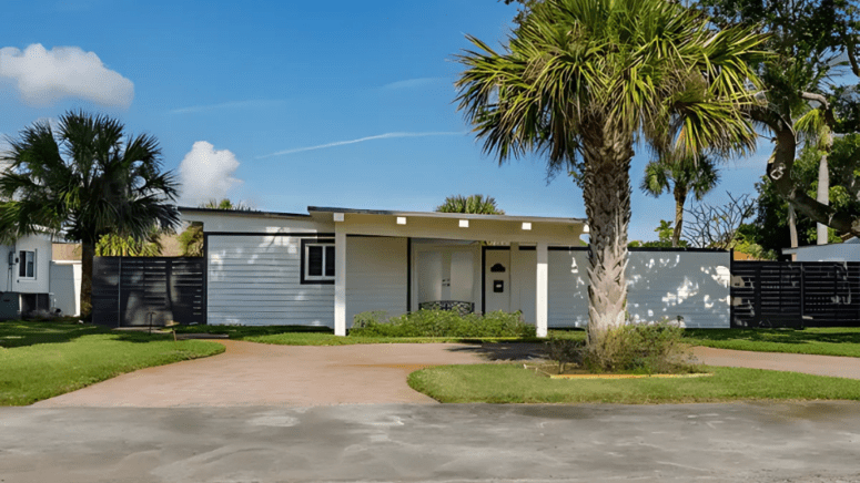 A house in Clearwater, FL that represents how to sell a house fast