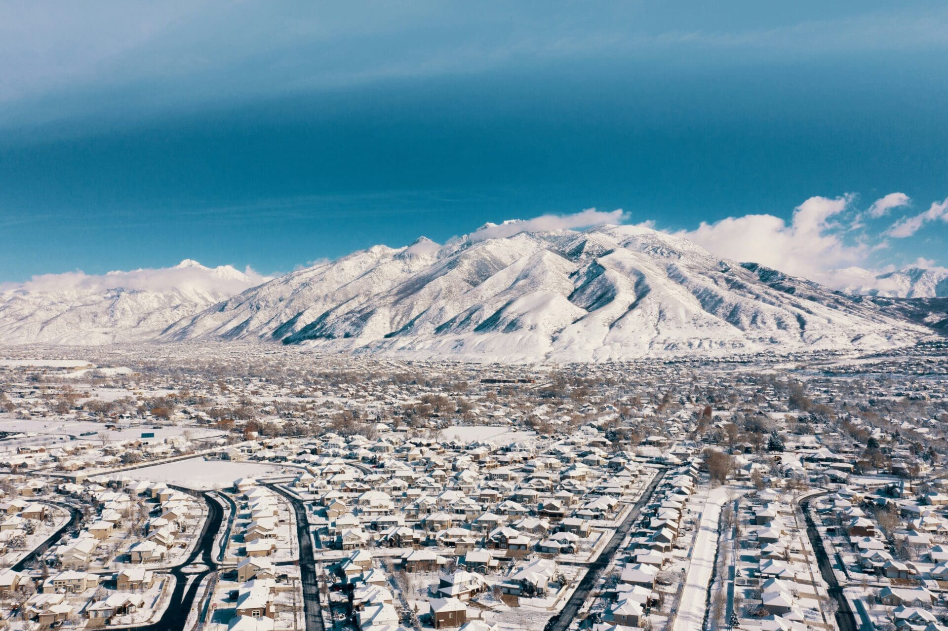 Aerial view of suburban neighborhood in Utah where homes could sell fast