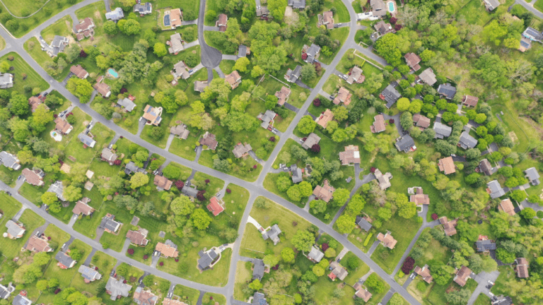 Aerial view of a neighborhood in Maryland which can represent the cost of selling a house in Maryland