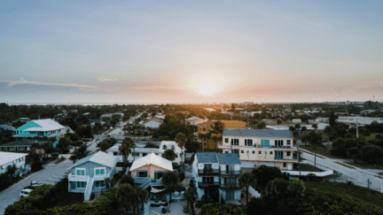 A neighborhood in Pinellas County, where home sellers can work with a we buy houses company