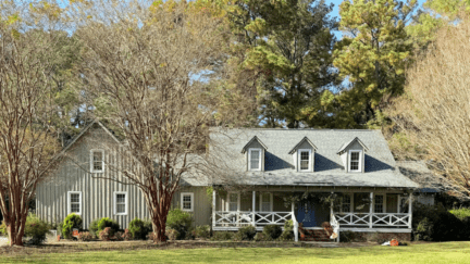 A house that an owner may sell to cash home buyers in South Carolina