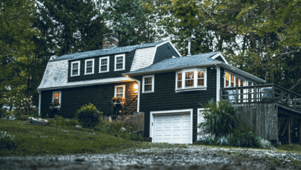 An image of a house whose owner is selling it as is in Rhode Island