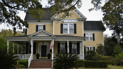 A home that an owner might sell to cash home buyers in Kenosha