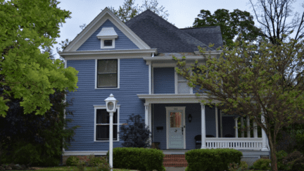 A house that an owner might sell to cash home buyers in Hendersonville