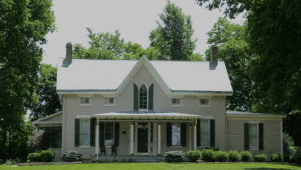 A house that an owner might sell to we buy houses companies in Platte City