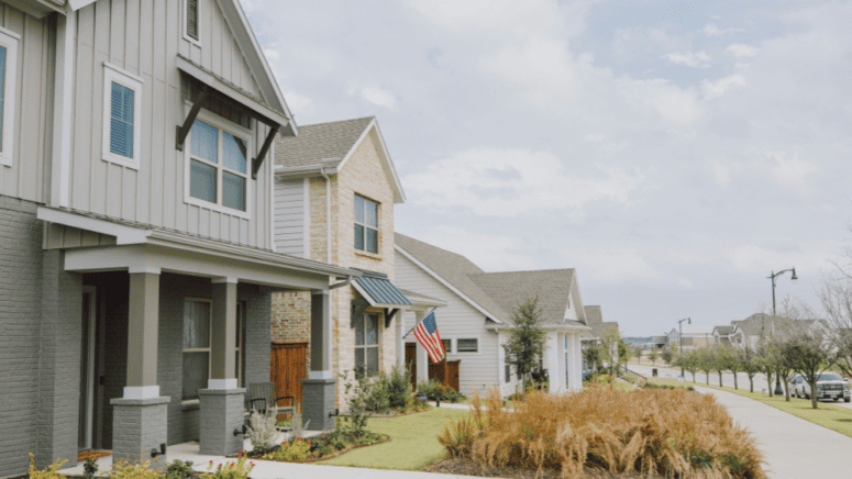 Houses that an owner might sell to we buy houses companies in Crown Point, Indiana