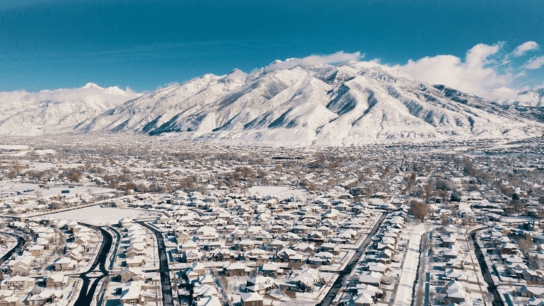 An aerial view photo to represent the best time to sell a house in Utah