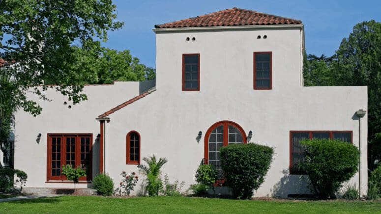 a home ready for the best time to sell a house in Southern California