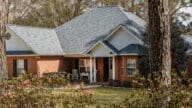 A house whose owner might sell to we buy houses companies in Murrells Inlet SC