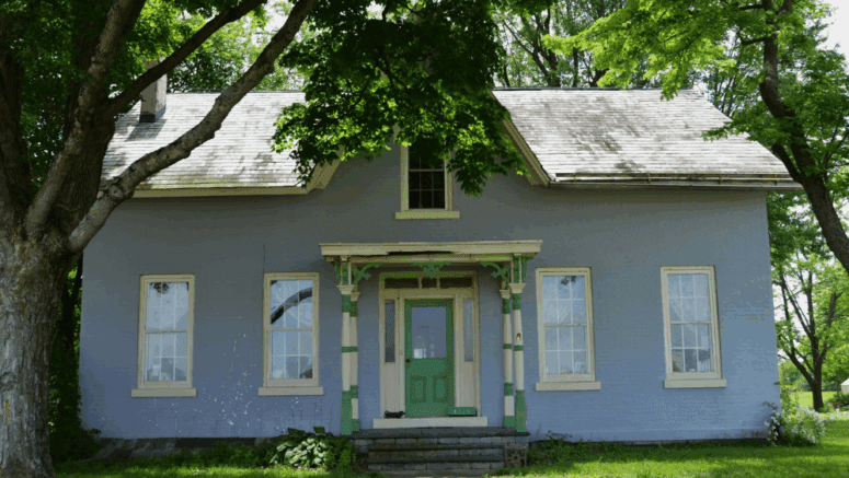 A house that an owner might want to sell fast for cash in Fort Worth