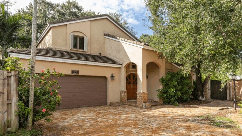A house in St. Augustine, FL, where home sellers can choose to sell for cash