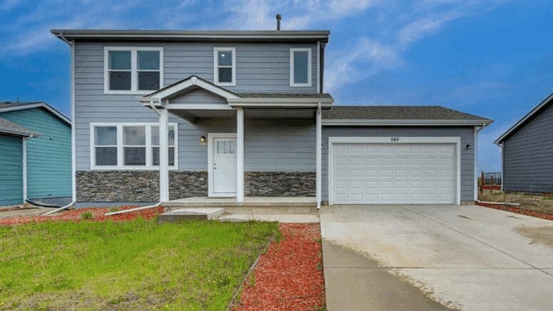 A house that an owner might sell for cash in Holly Springs