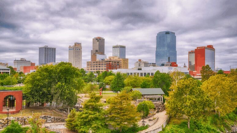 Heber Springs, where home sellers can work with a we buy houses company to sell a house