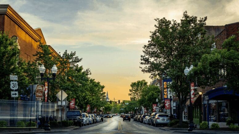 Dunlap, where home sellers can choose to work with a we buy houses company to sell their house fast