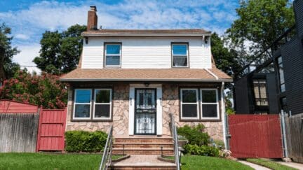 A house that an owner might sell to we buy houses companies in Elizabeth, NJ