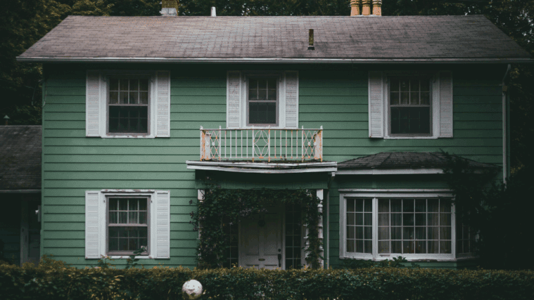 A house that an owner might sell for cash in Lincoln