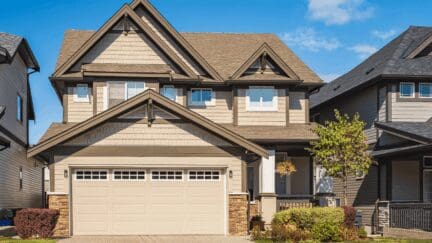 A house that can be sold to we buy houses companies in Lincoln City