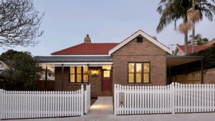 A house that can be sold to we buy houses companies in Lantana